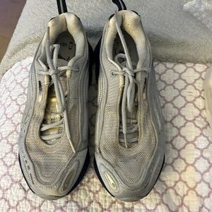 Reebok dmx size 10 sneakers